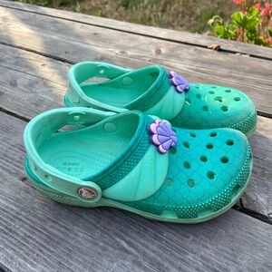 Cute Ariel Crocs, size C13